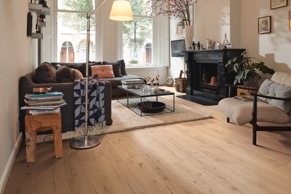 6258_laminate_LC55_Ambiente_R01-600x900