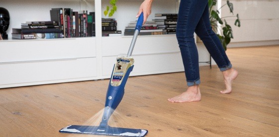 Mop geölte Boden