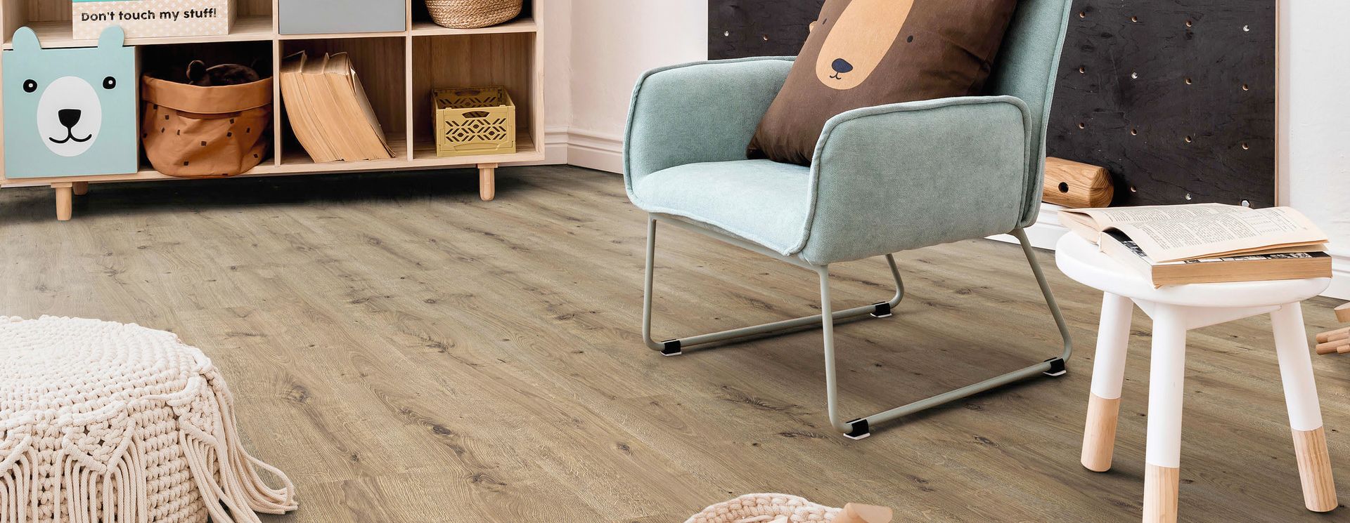 544011_haro_laminat_landhausdiele_eiche_simply_strukturiert_int